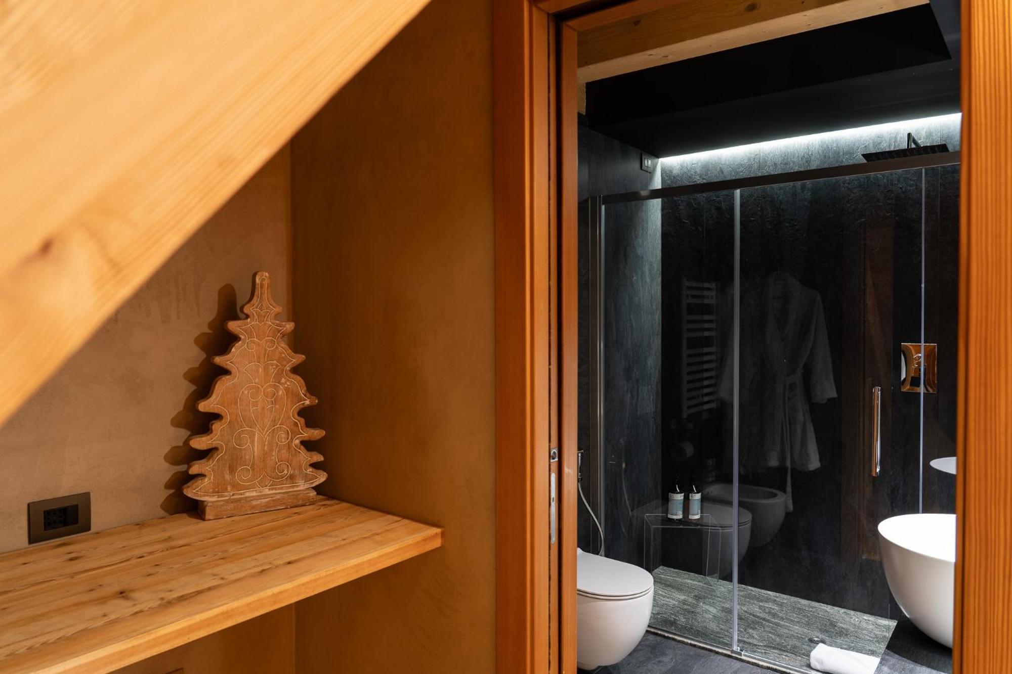 Au Charmant Petit Lac - Ecohotel Parc & Spa Champoluc Exterior photo